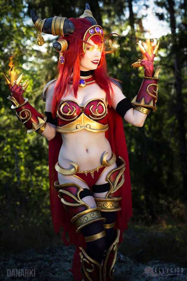 Queen Alexstrasza - World of Warcraft - Tine Marie Riis 8