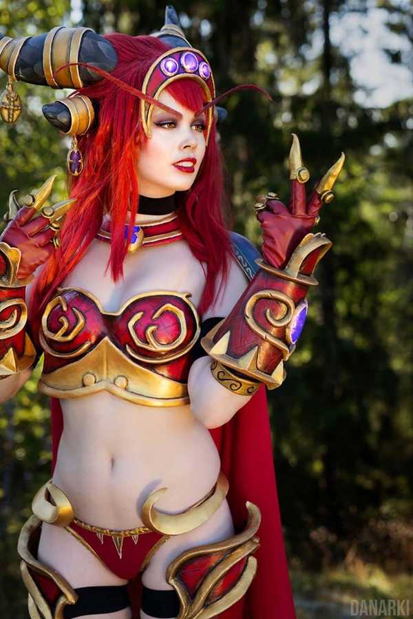 Queen Alexstrasza - World of Warcraft - Tine Marie Riis 10